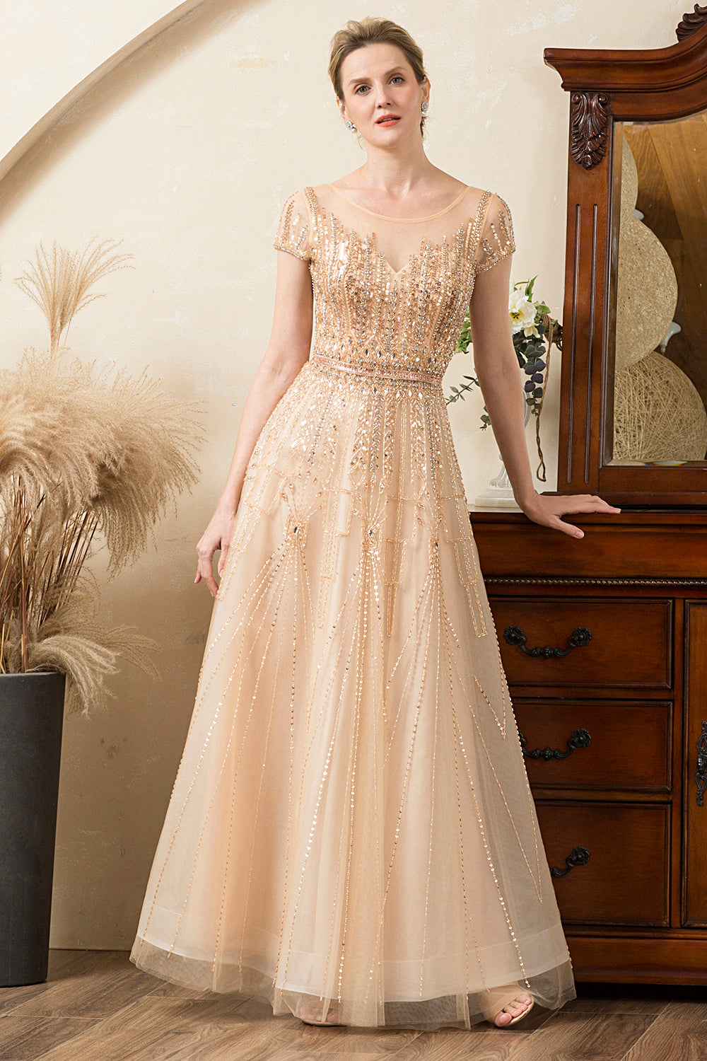 Vestido de Madrina Con Cuentas Dorado