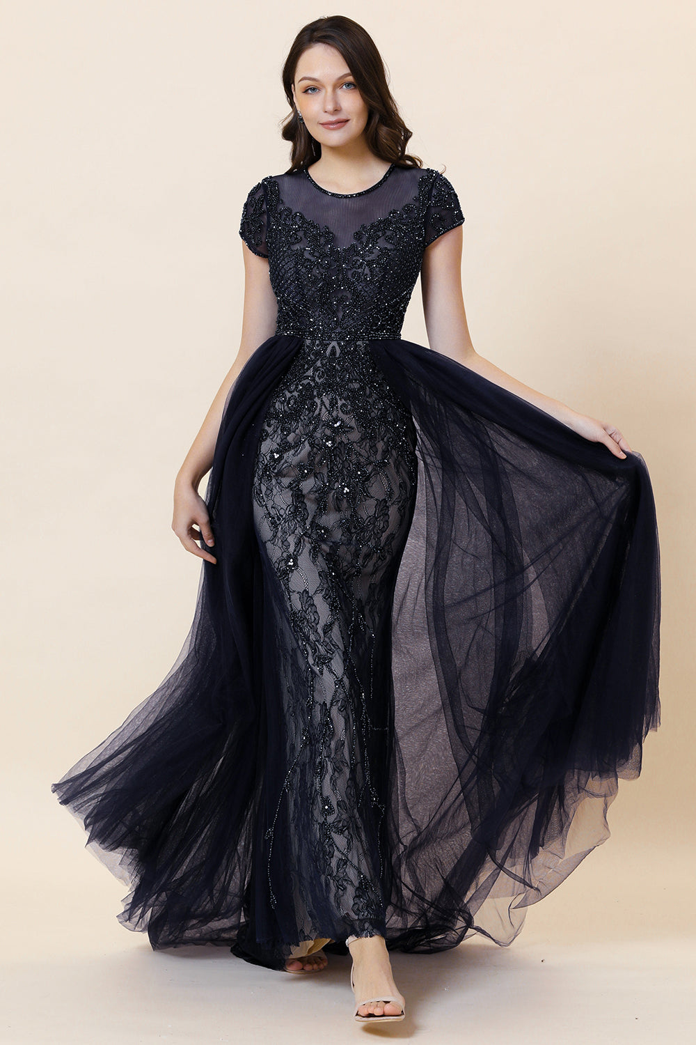 Vestido de Fiesta Con Cuentas Gris