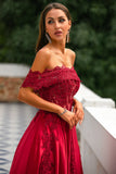 Vestido de fiesta largo rojo fuera del hombro