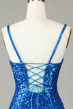 Vestido de noche corto con escote en V espalda con cordones y tirantes finos en azul brillante y cuentas