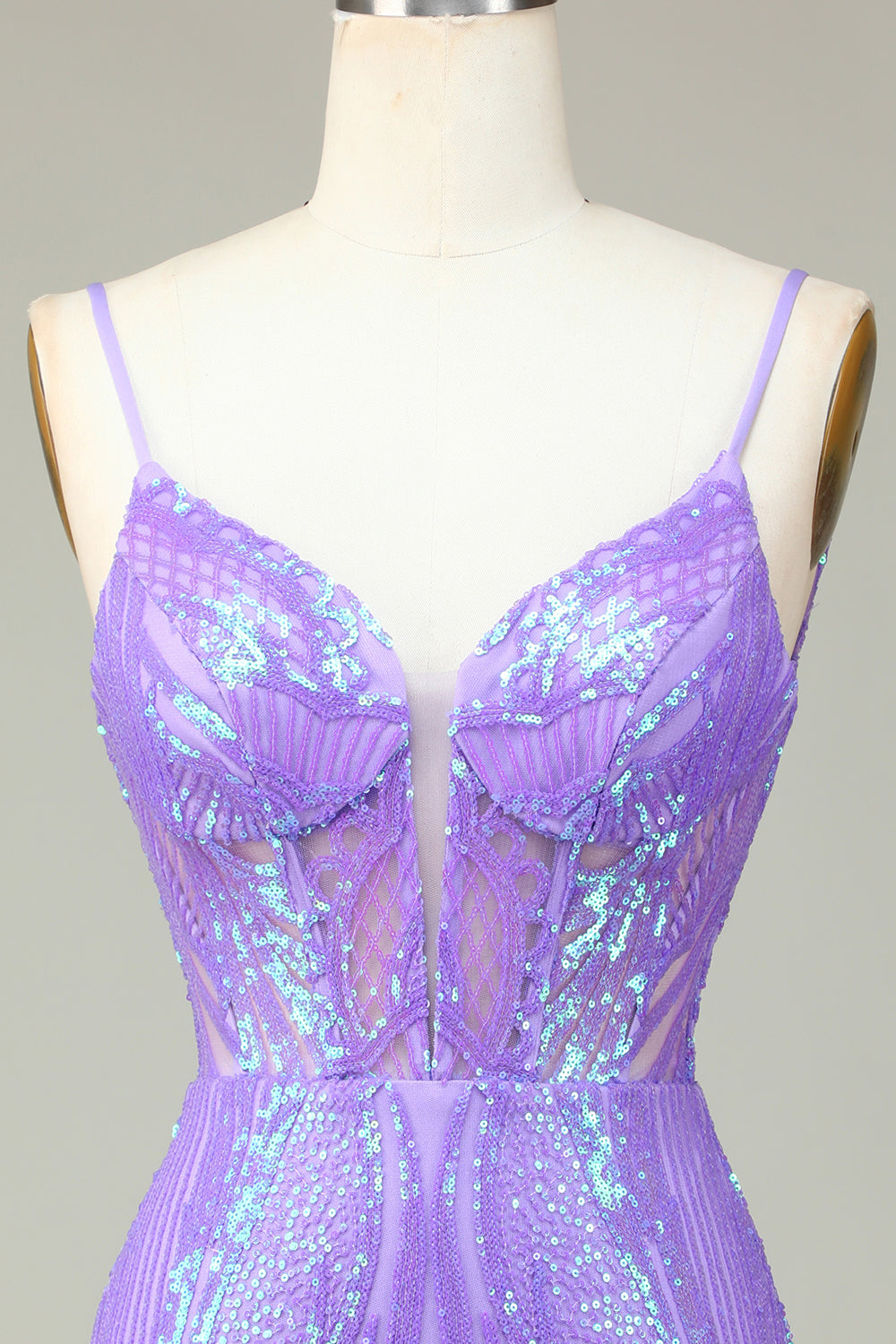 Elegante Bodycon Spaghetti Straps Lilac Selentejuelas Corsé Homecoming Vestido con Criss Cross Back