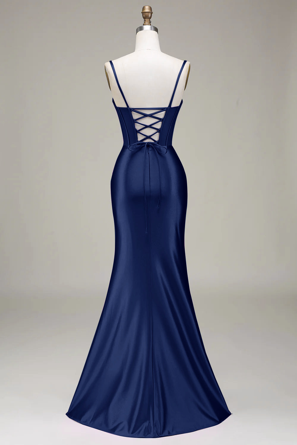 Elegante vestido de fiesta de corsé púrpura con correas de espagueti de sirena con frente dividido