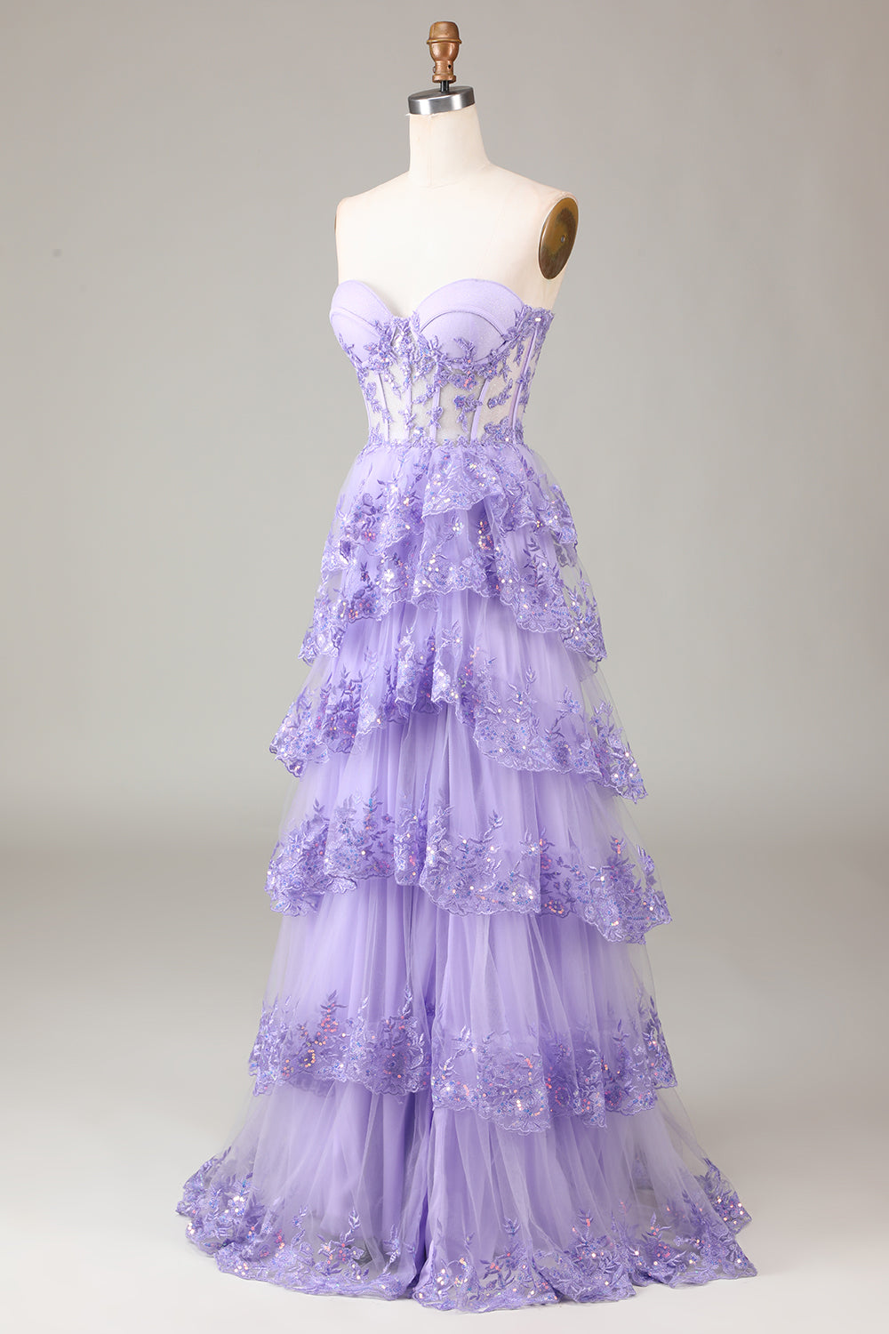 Vestido de fiesta de tul escalonado sin tirantes lavanda con apliques