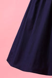 Vestido casual azul marino con cuello en V