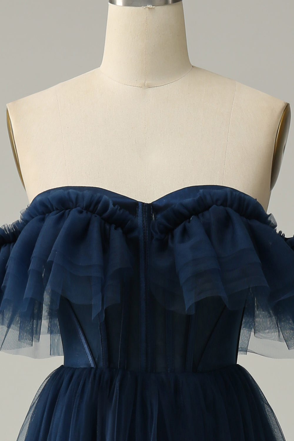Línea A Fuera del Hombro Tul Vestido de Fiesta