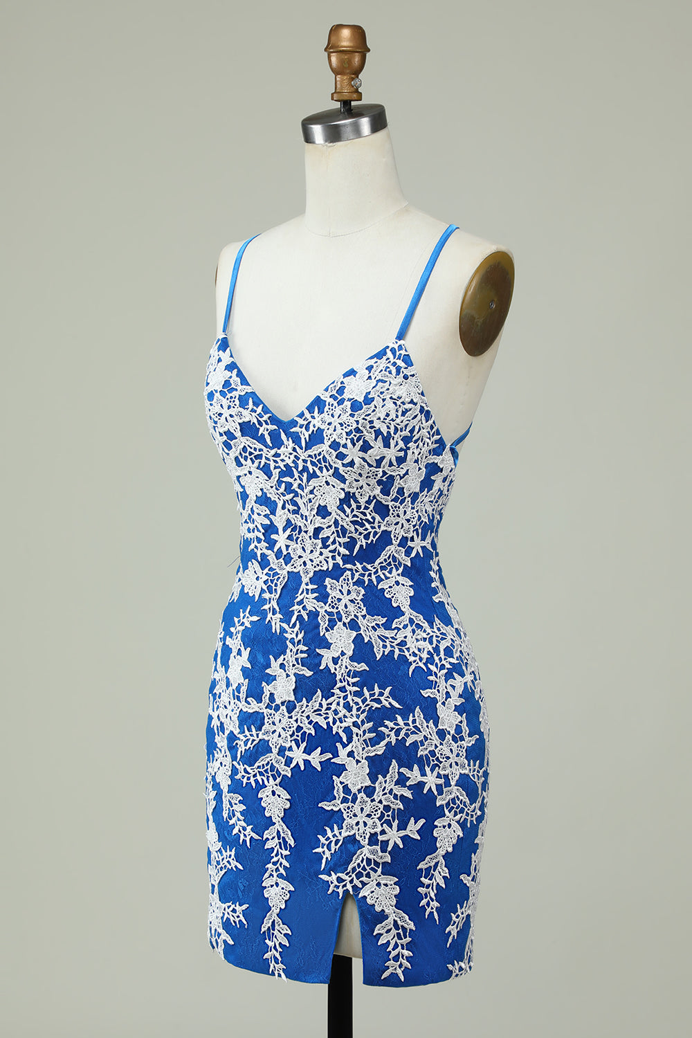 Correas de espagueti vaina azul vestido de bienvenida con apliques