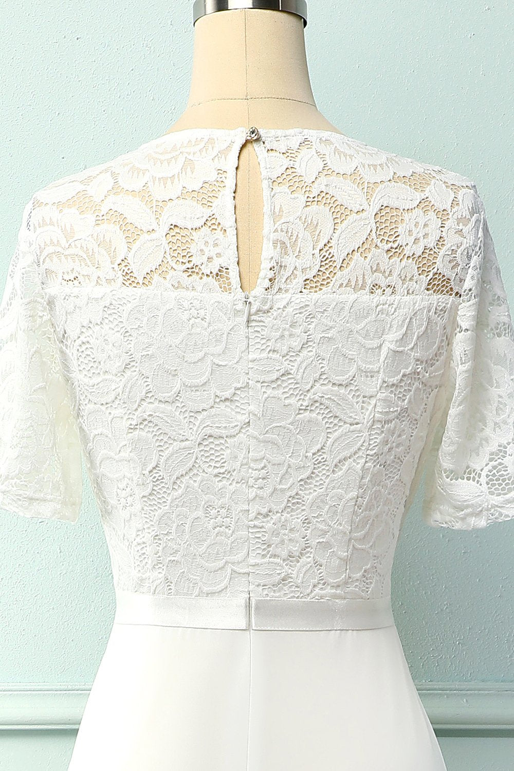 Formal vestido de fiesta A-line blanco con el cordón