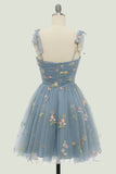 Vestido corto de cóctel gris azul escote A