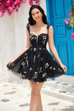 Vestido de Cóctel Corsé Negro A Línea