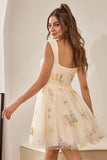 Lindo A Line Sweetheart Purple Short Homecoming Dress con bordado