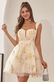 Lindo A Line Sweetheart Purple Short Homecoming Dress con bordado