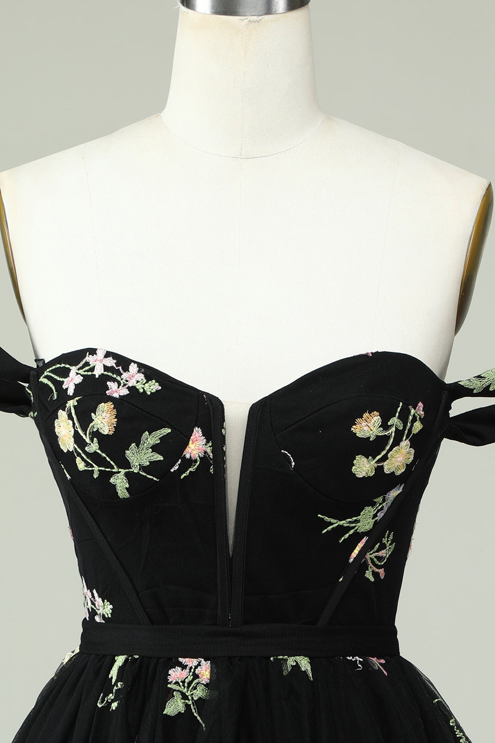 Vestido de bienvenida negro A Line Off the Shoulder