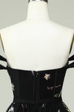 Vestido de bienvenida negro A Line Off the Shoulder