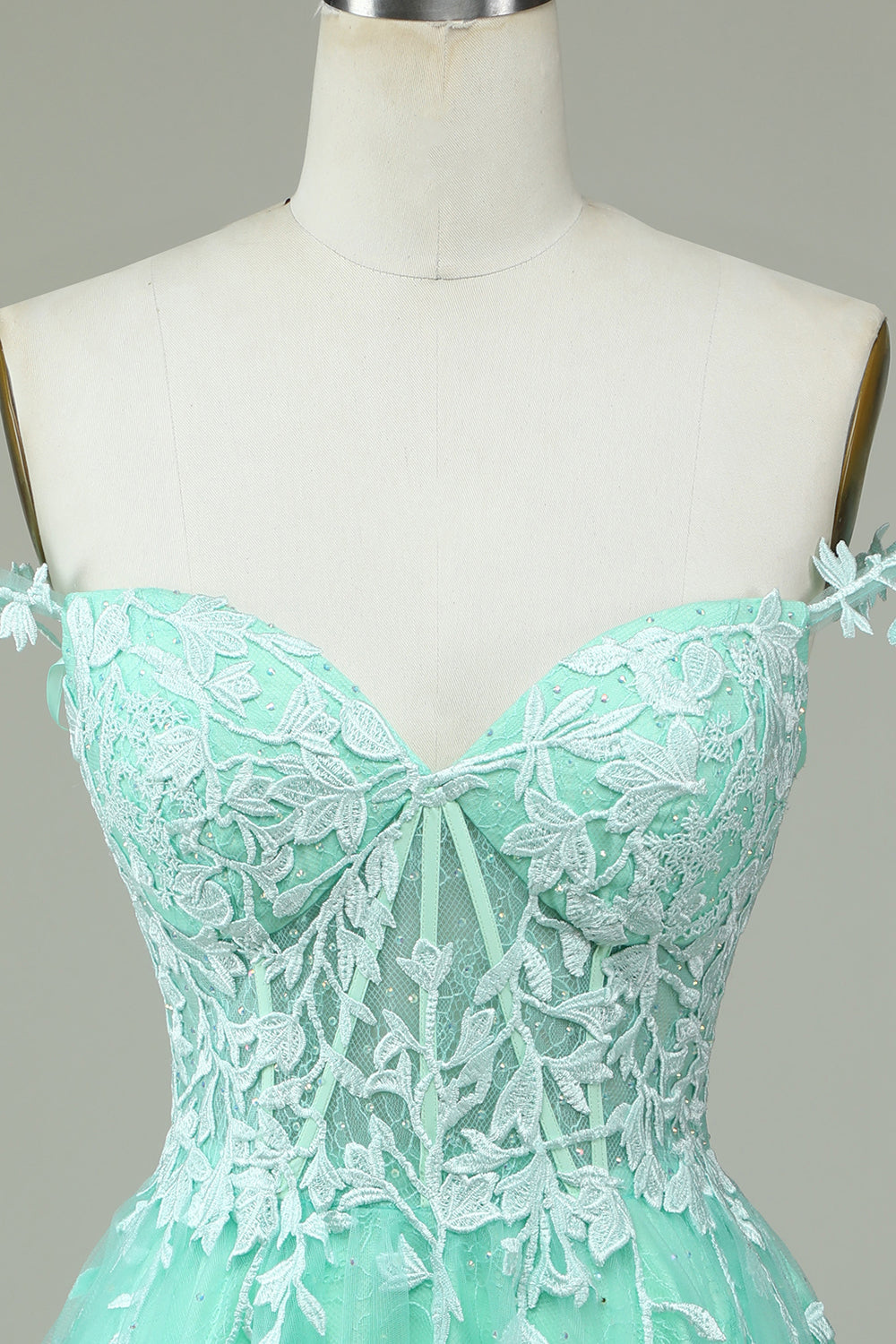 Lindo A Line Spaghetti Straps Mint Short Homecoming Dress con apliques