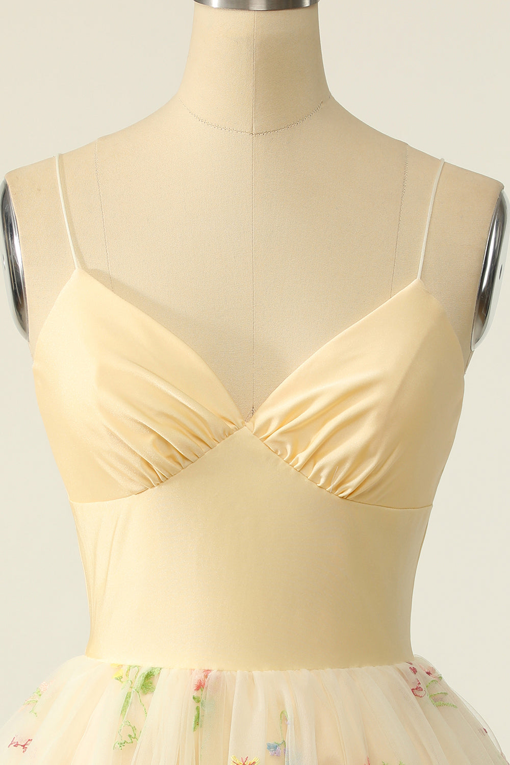 Champagne Tulle A-line Vestido de cóctel con bordados