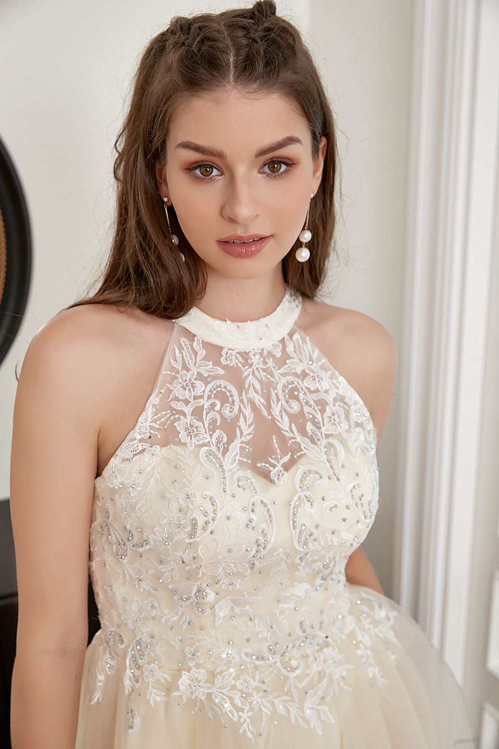 Champán con cuentas Halter Vestido de cóctel