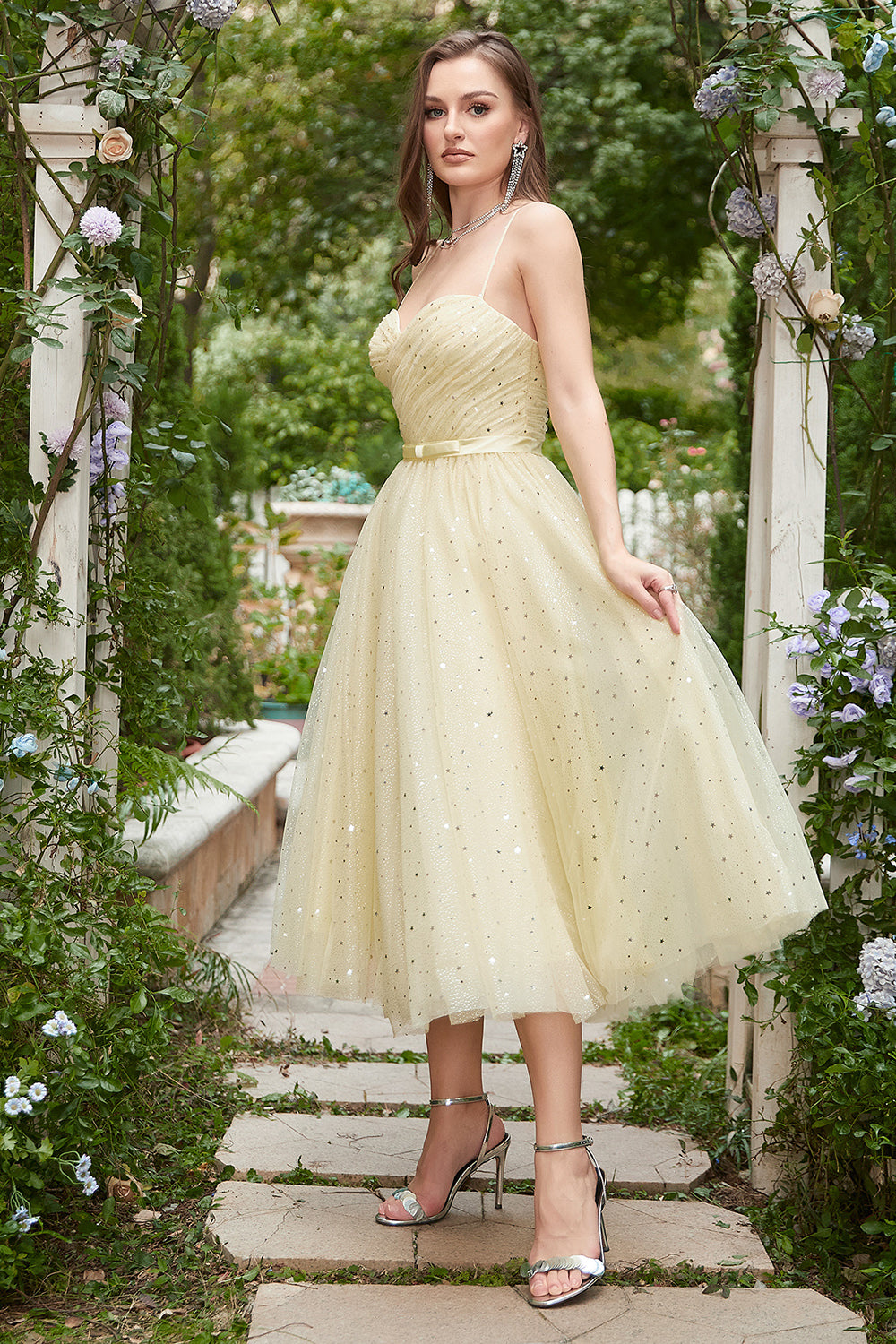 Amarillo Tirantes de Espagueti Vestido de Graduación
