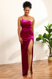 Fucsia Un Hombro Terciopelo Vestido de Dama de Honor