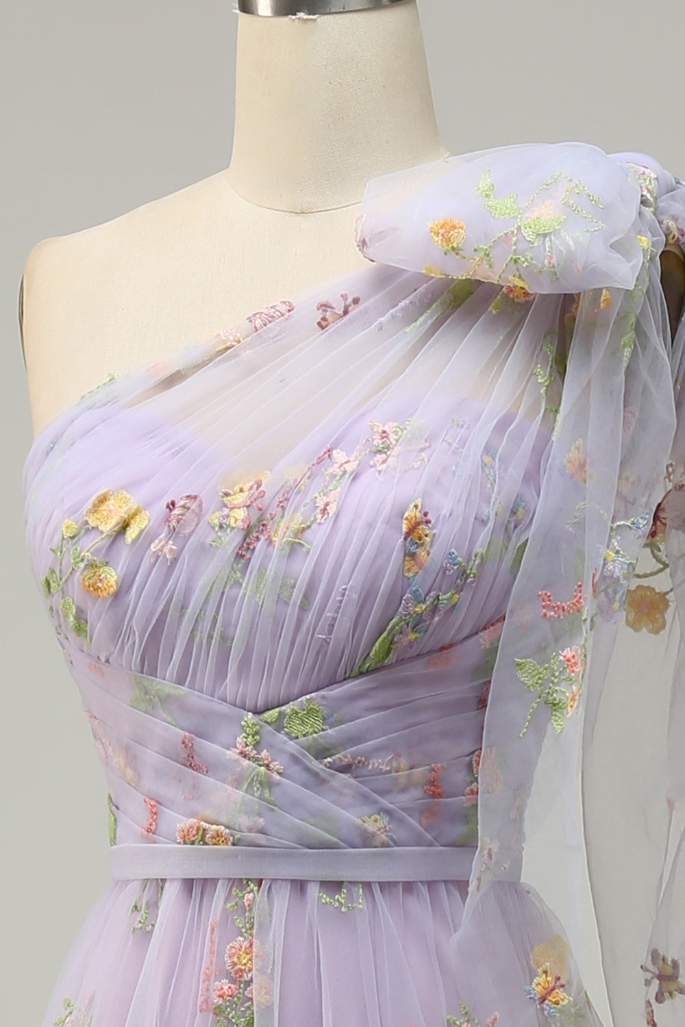 Púrpura Vestido de Fiesta Con Bordados