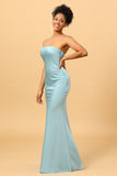 Vestido de dama de honor de sirena satén azul gris