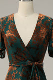 Vestido de fiesta largo de terciopelo quemado verde oscuro con mangas cortas