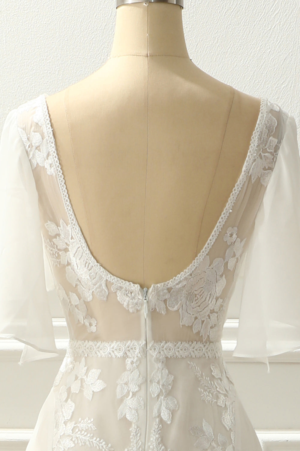 Marfim A Línea Vestido de Novia Con Apliques