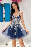 Elegante A Line Navy Spaghetti Straps Homecoming Dress con Criss Cross Back