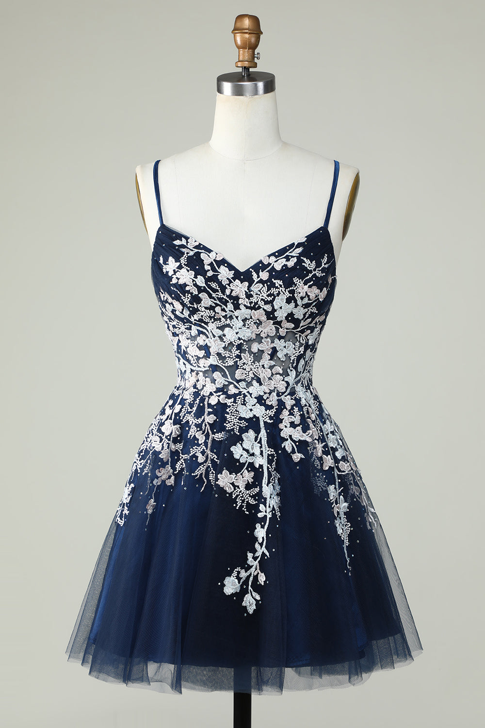 Dusty Sage Spaghetti Straps Homecoming Dress con Criss Cross Back