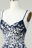 Dusty Sage Spaghetti Straps Homecoming Dress con Criss Cross Back
