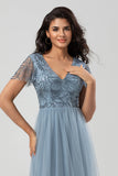 Confiadamente carismático A Line V Neck Dusty Blue Long Bridesmaid Dress con abalorios