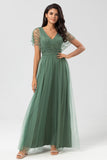 Epitome of Romance Vestido largo de dama de honor con cuentas y cuello en V de eucalipto para mujer