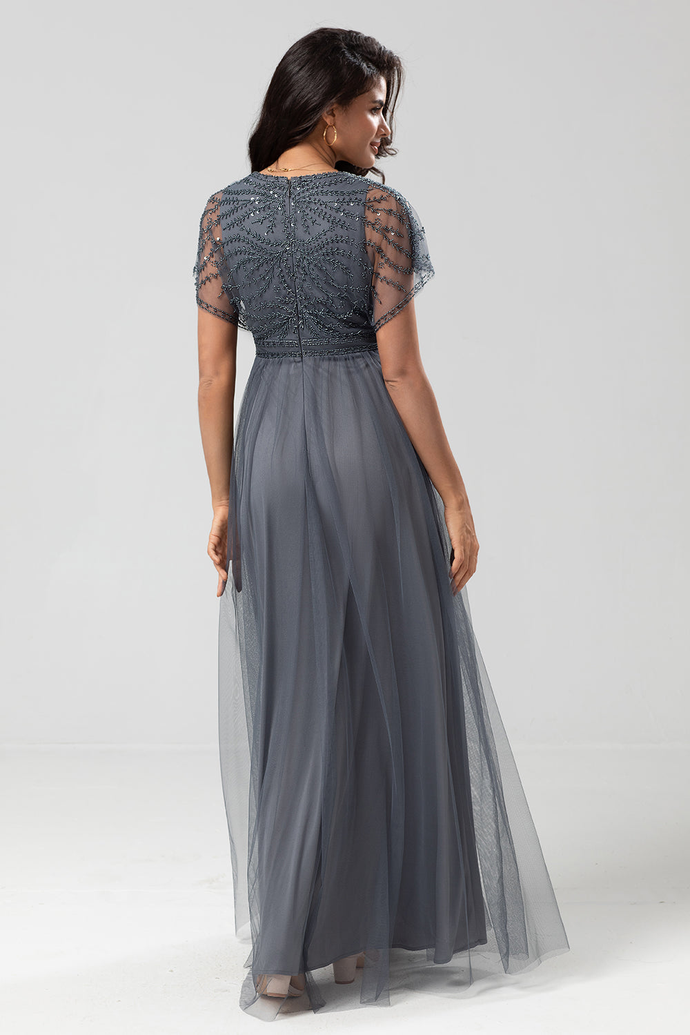 Epitome of Romance Vestido largo de dama de honor con cuentas y cuello en V de eucalipto para mujer