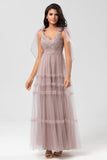 Guardián de mi corazón A-Line V Cuello Dusty Rosa Vestido de dama de honor largo con abalorios