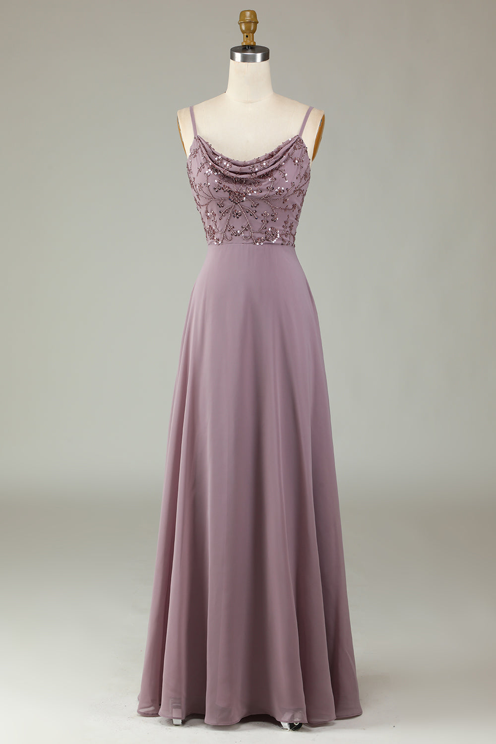 Certificablemente elegante A Line Spaghetti Straps Dusty Pink Long Bridesmaid Dress con cuentas