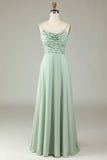Certificablemente elegante A Line Spaghetti Straps Dusty Pink Long Bridesmaid Dress con cuentas