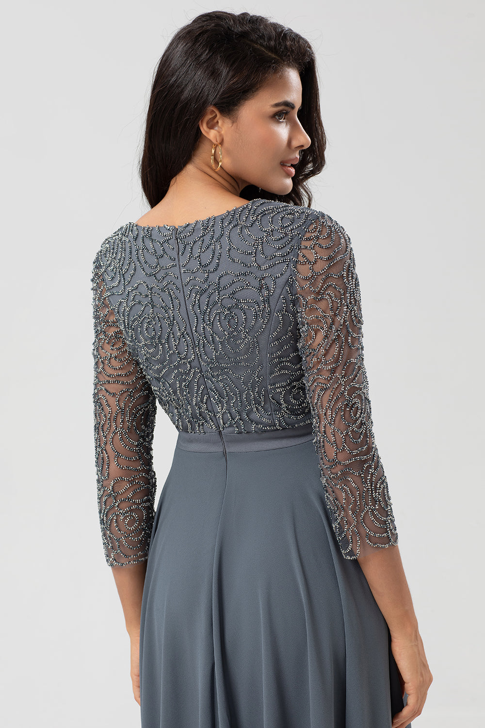Keeper of My Heart A Line V-Neck Eucalyptus Bridesmaid Dress con mangas largas