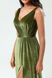 V-Neck Sleeveless A Line Olive Velvet Bridesmaid Dress con abertura