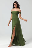 Off The Shoulder A Line Vestido de dama de honor oliva con hendidura