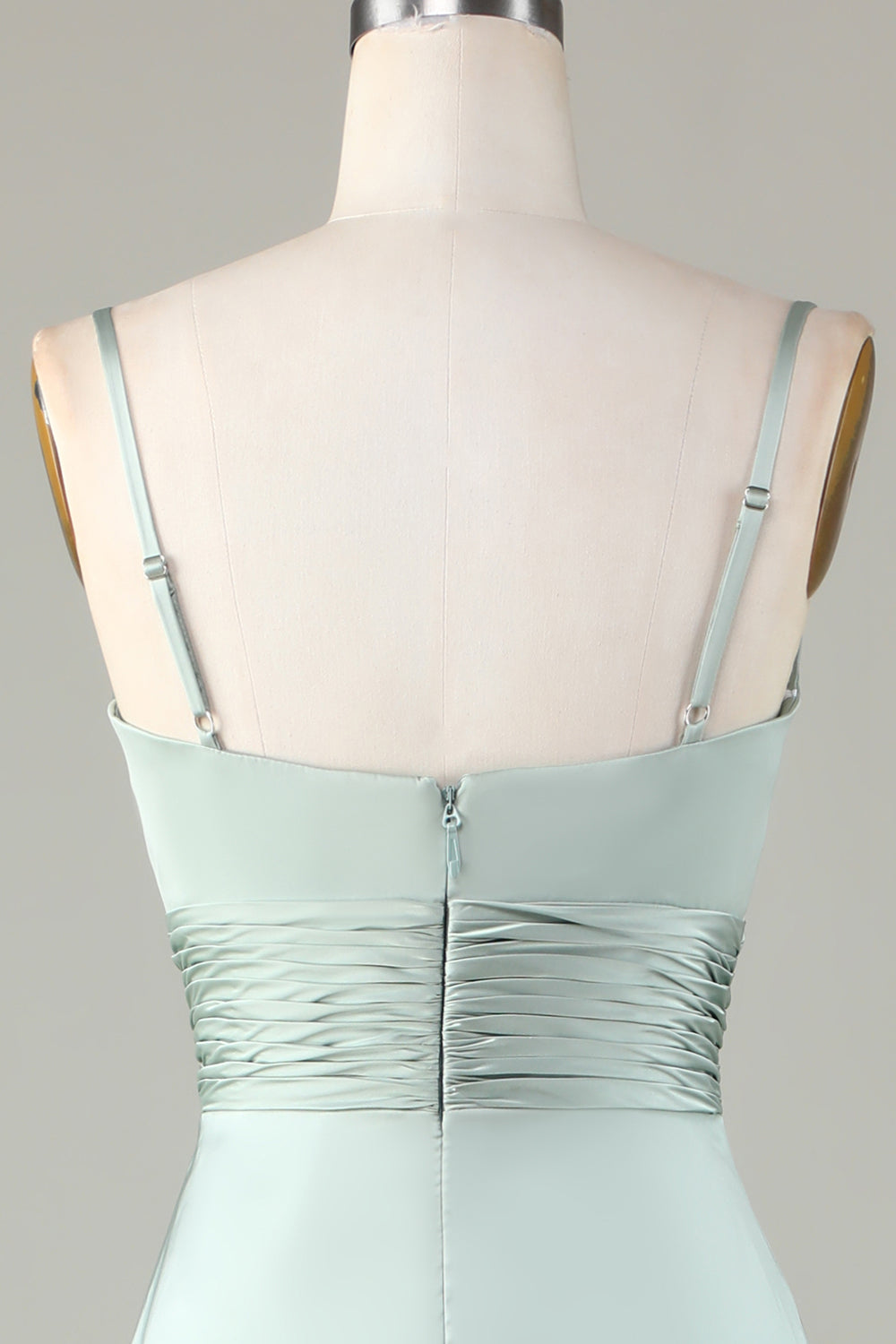 Correas de espagueti de ojo de cerradura Matcha Vestido de dama de honor con hendidura