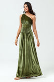 Soñando con elegancia Una línea de un hombro Velterciopelo oliva Vestido de dama de honor largo