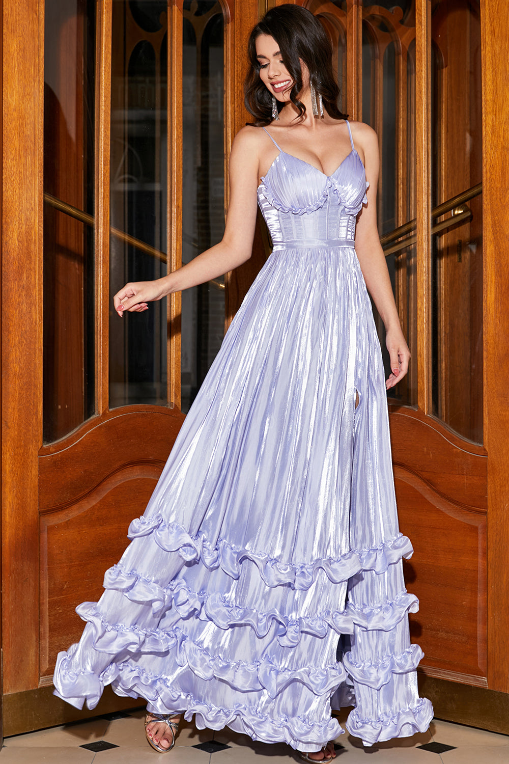 Impresionante A Line Spaghetti Straps Lavender Corsé Prom Vestido Con Abertura