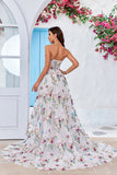 Belleza Una línea Sweetheart Marfil Vestido de novia largo con bordado