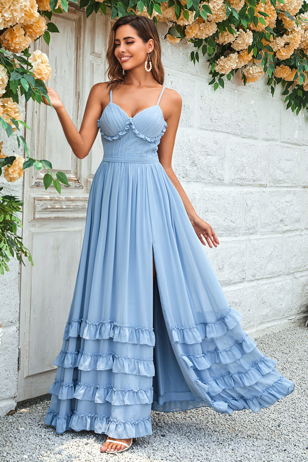 Encantador Vestido de dama de honor largo azul polvoriento con tirantes finos y espalda cruzada