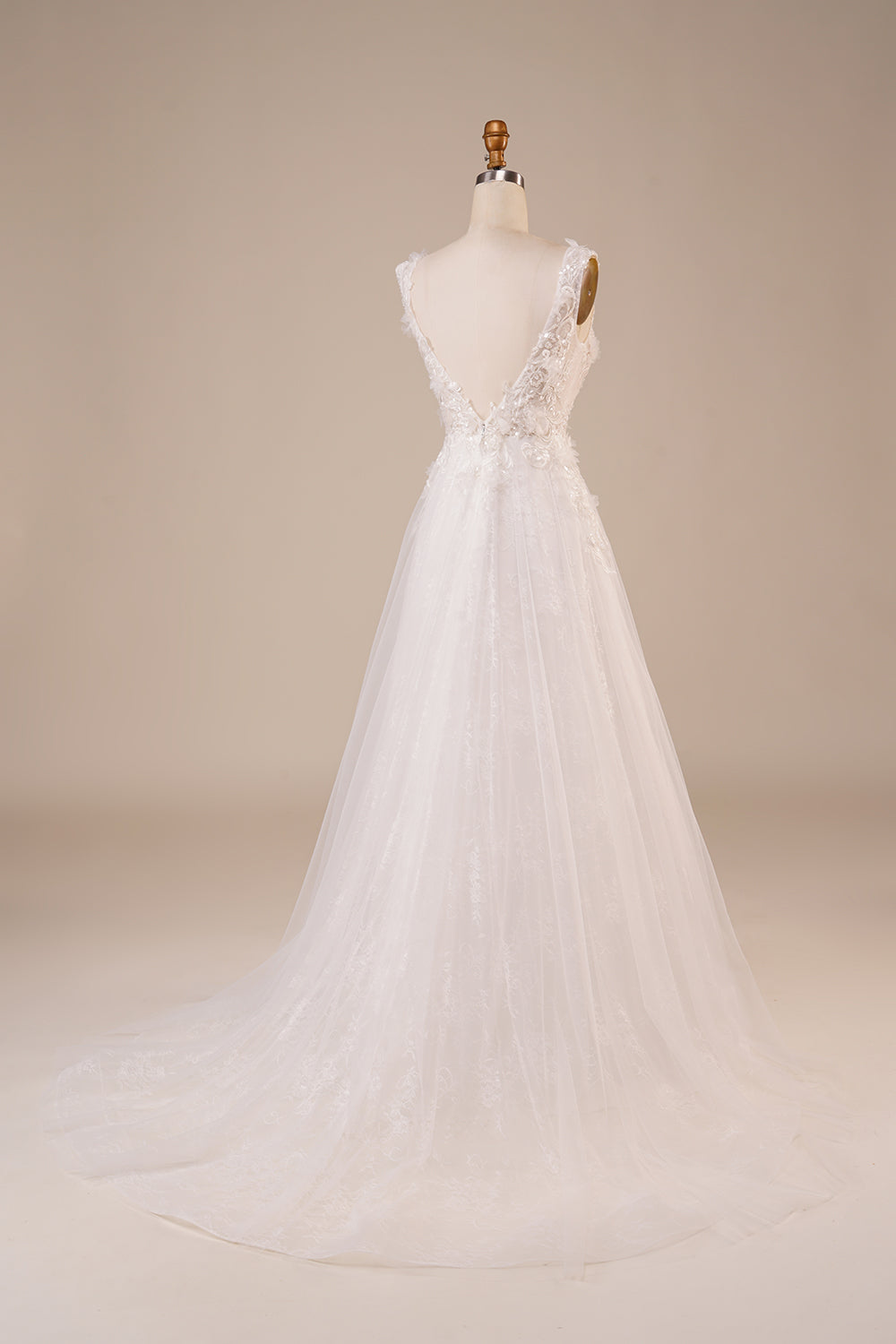 Vestido de novia largo de tul brillante con cuentas de marfil