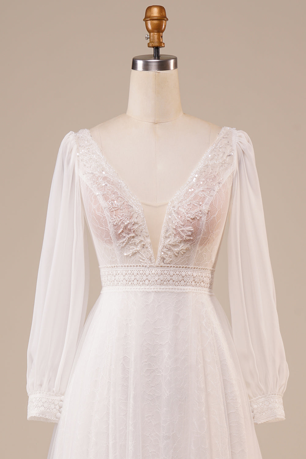 A-Line Tul Beaded Ivory Vestido de novia con mangas