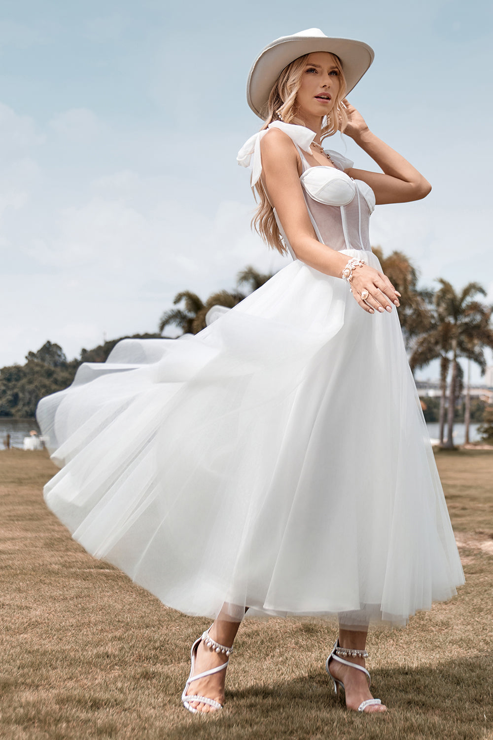 Ivory Tulle Corsé Tea-Length A Line Vestido de novia