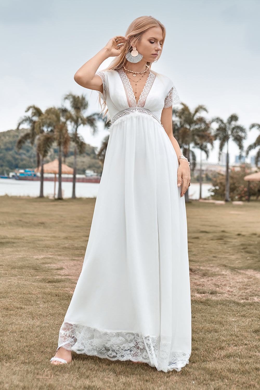 Vestido de novia Boho simple con cuello en V profundo con hendidura