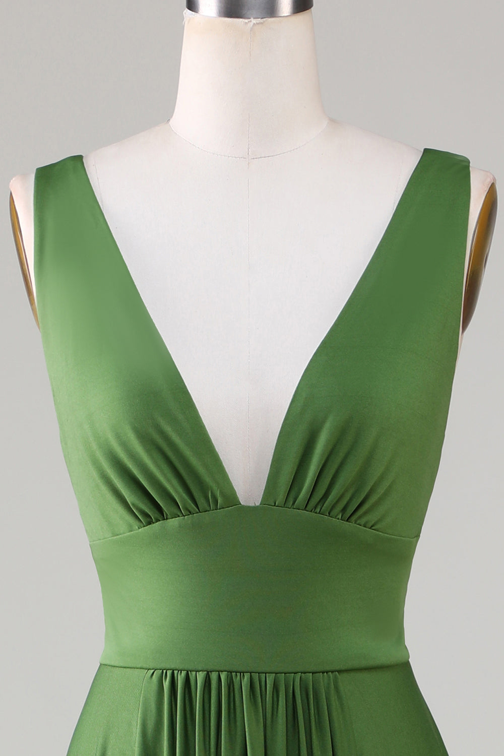 Cuello en V profundo verde oliva sin mangas vestido de dama de honor largo