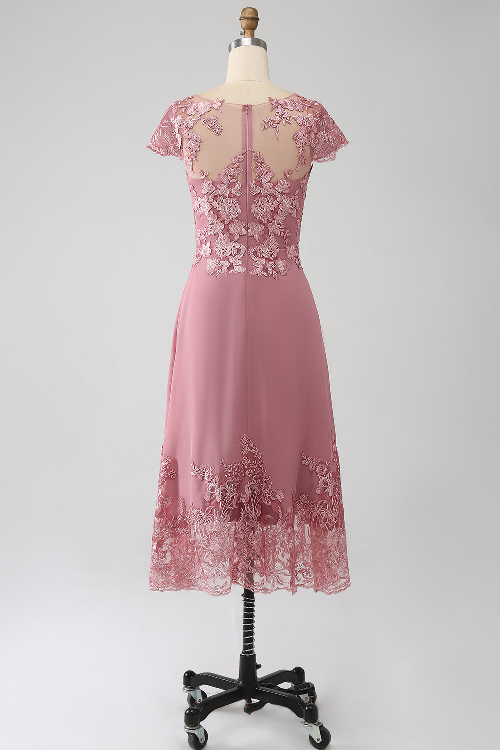 Dusty Rose A-Line Scoop Illusion Tea Length Madre De La Novia Vestido Con Lentejuelas