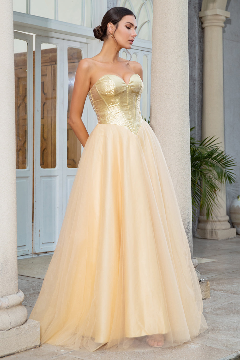 Princess A Line Sweetheart Vestido de fiesta largo dorado